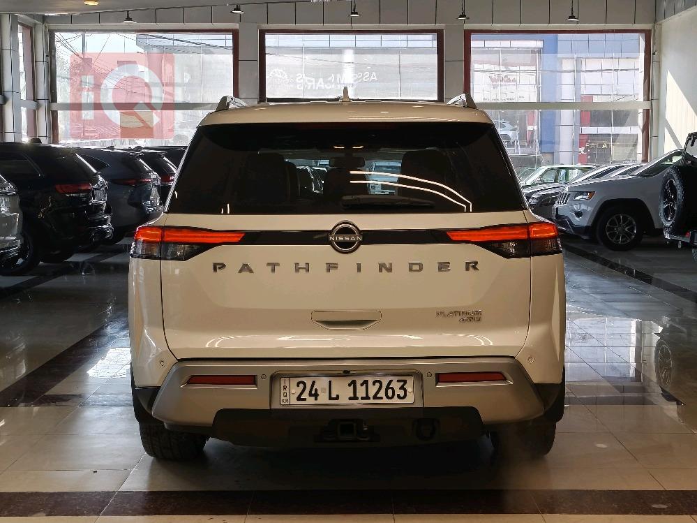 نيسان باثفايندر